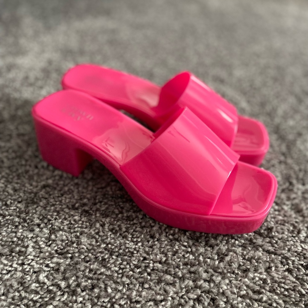 Women’s 6 Pink Plastic Jelly Slip On Chunky Heel Sandals